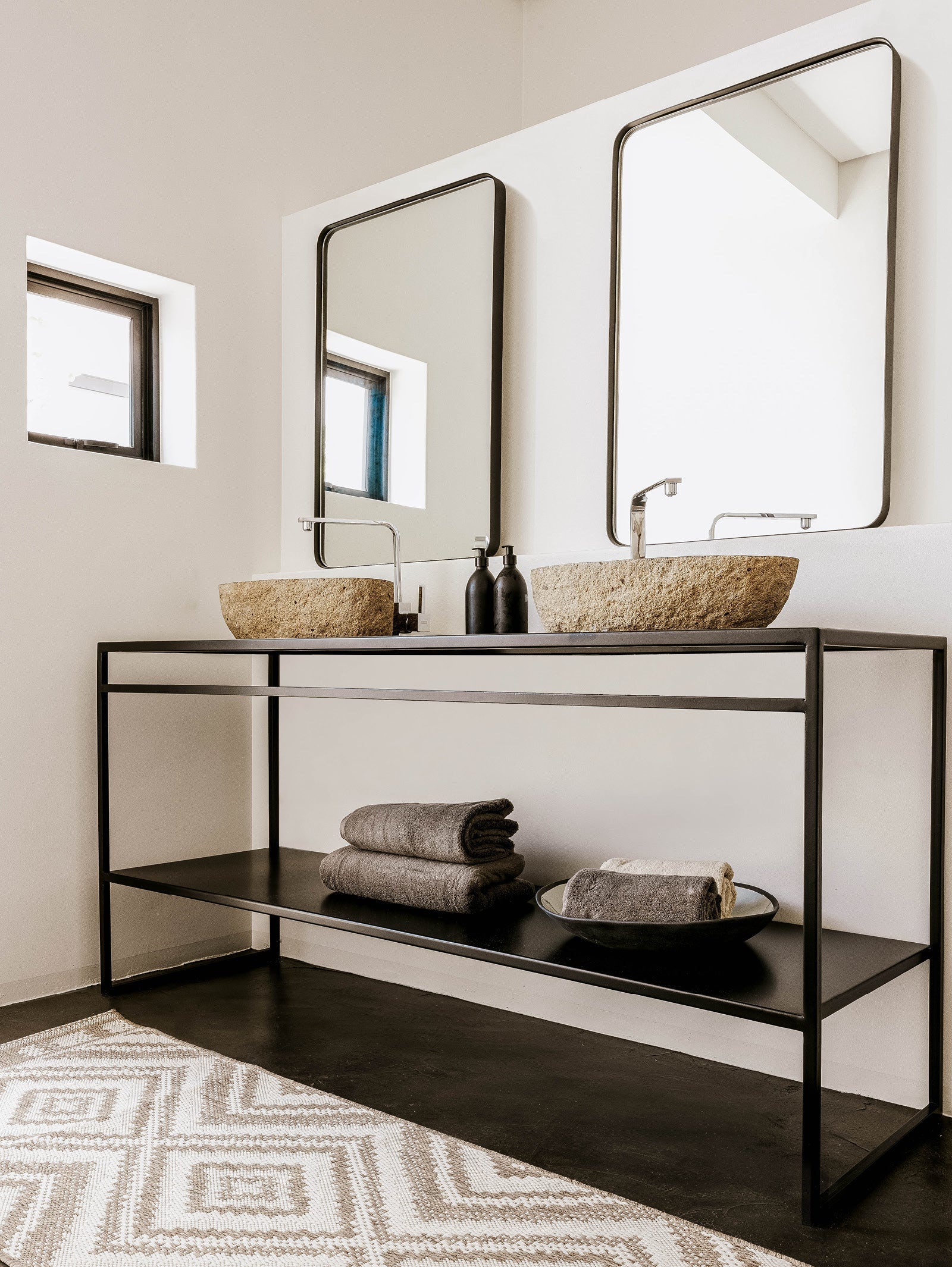 Varese Mirror in Matte Black - Hertex Haus Online - Hertex Haus